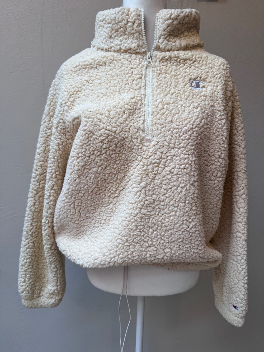 Champion Cropped Sherpa Pullover quarter zip Sweater Sz Medium